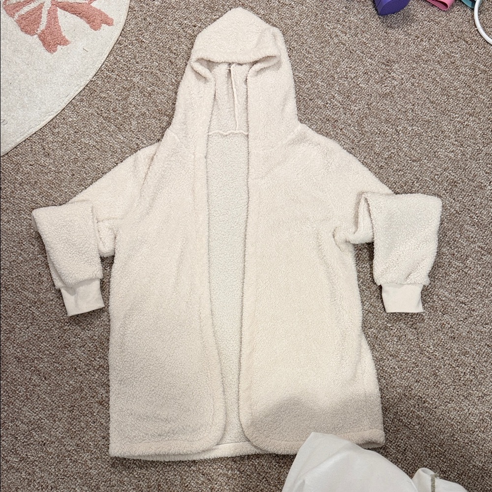 SHEIN Cream Women Hooded Cape